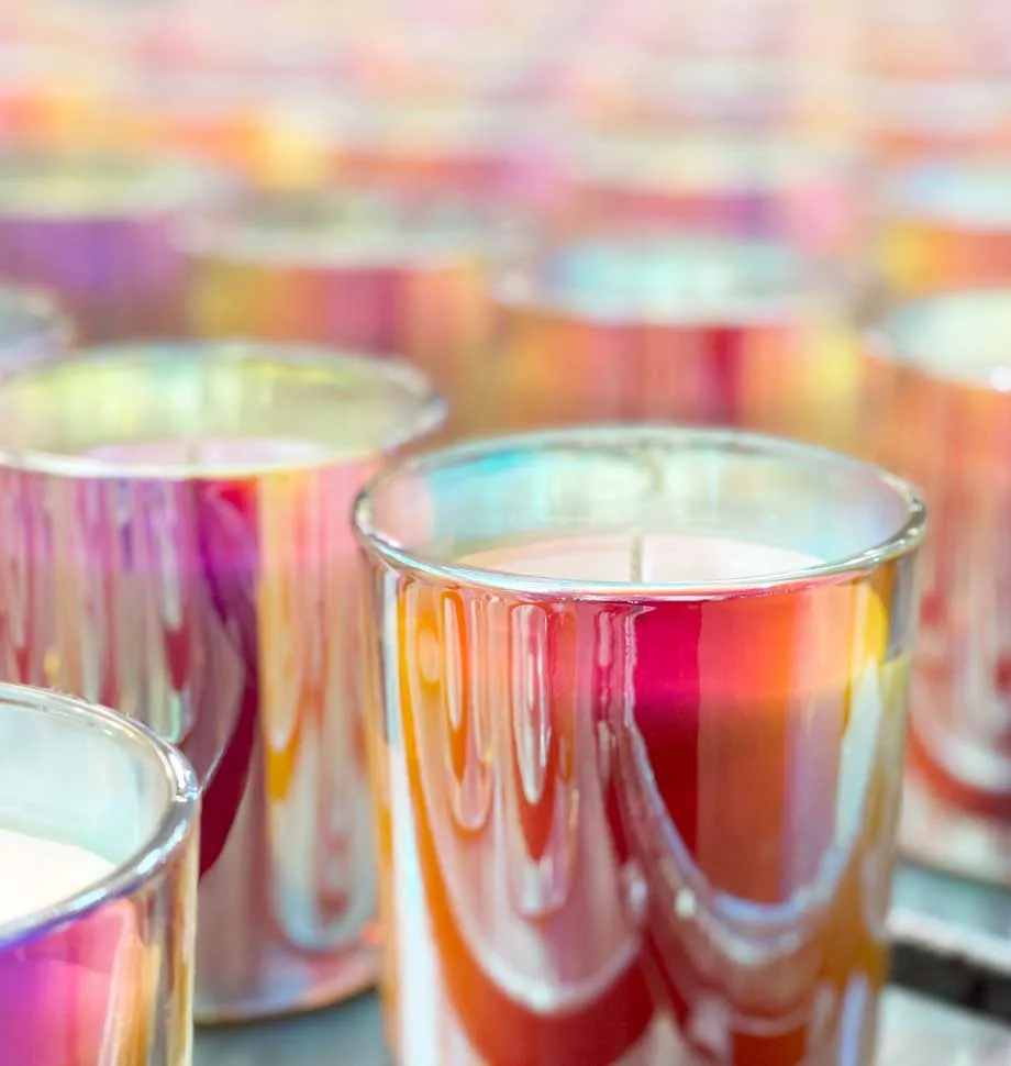 Aurora Iridescent Scented Candle
