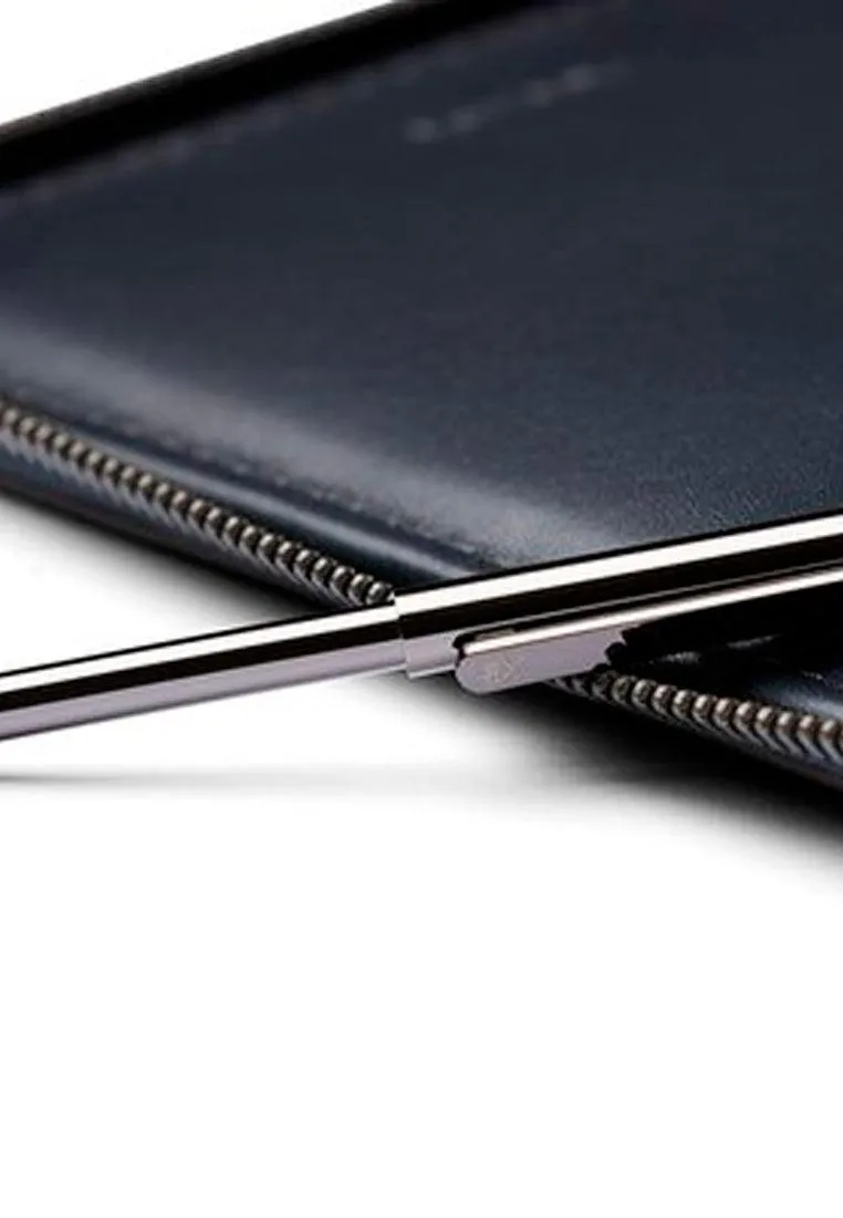 Bellroy Travel Folio Second Edition Deep Plum