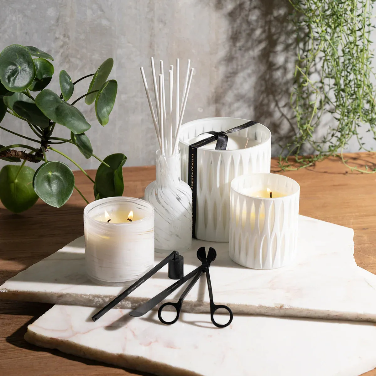 Glimpse Blanc Luxury Candle 1.7kg by Apsley and Company